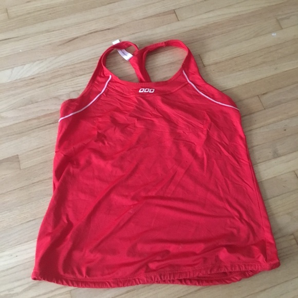 Gorgeous Vibrant Red Lorna Jane Racerback Top - Picture 2 of 6
